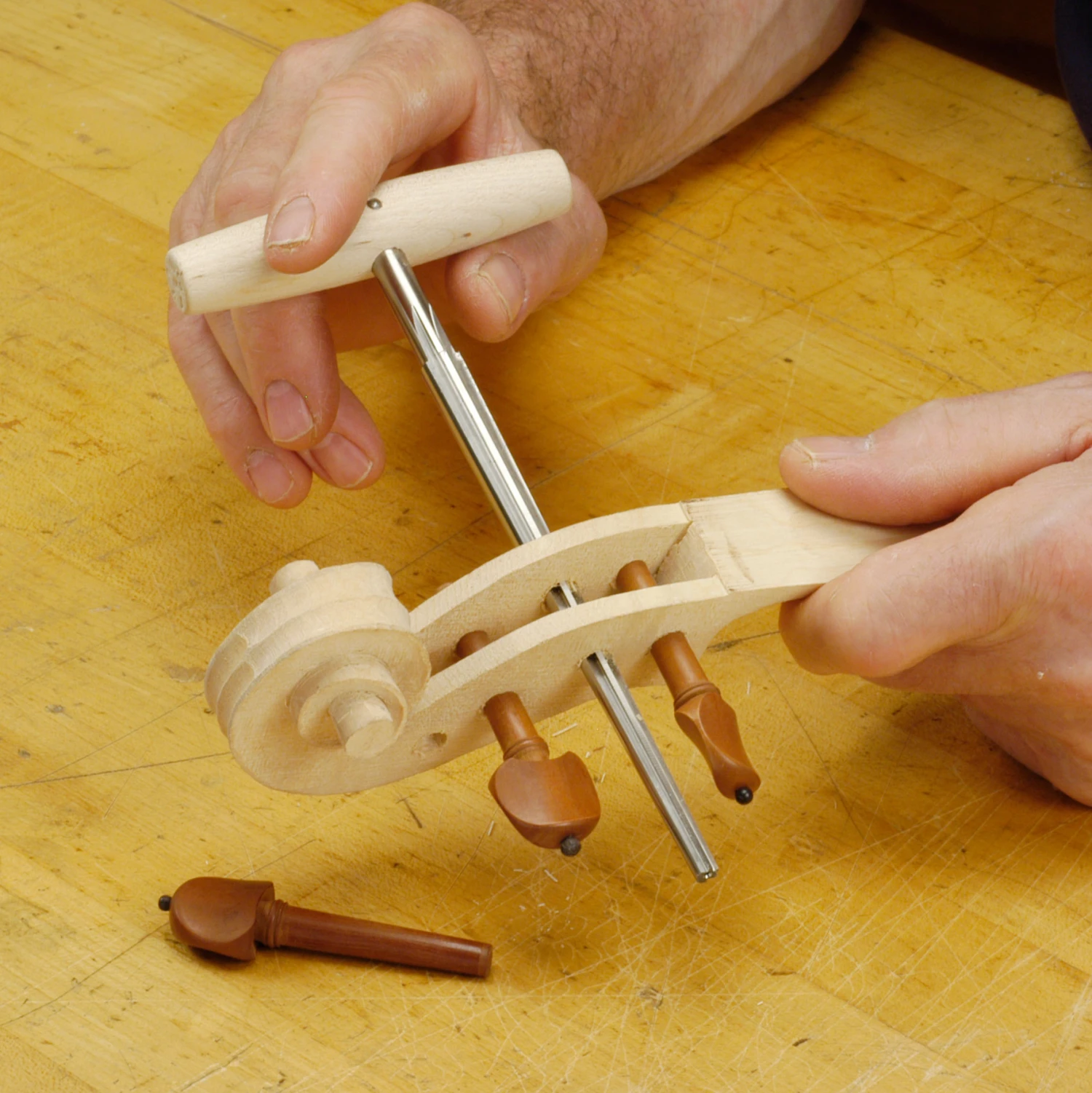 Peghole Reamers - StewMac 6 Peghole Reamers - StewMac - Image 4