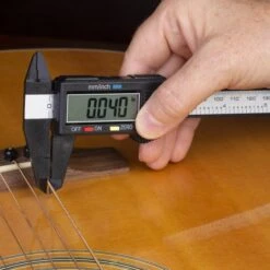 Featherweight Digital Caliper - StewMac -Fine Musical Instruments 10447 5 3000