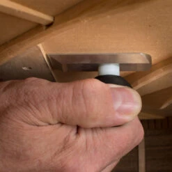 StewMac Compact Chisel Planes - StewMac 7 StewMac Compact Chisel Planes - StewMac -Fine Musical Instruments 1633 3 wedging under bridge plate 3000px