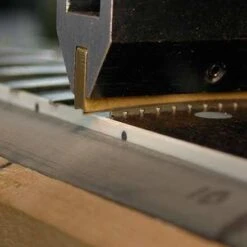 StewMac Fret Tang Nipper - StewMac -Fine Musical Instruments 1645 4 installing 440