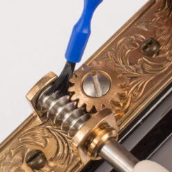 Micro Cleaning Brushes - StewMac -Fine Musical Instruments 3100 3 brush in use 1900