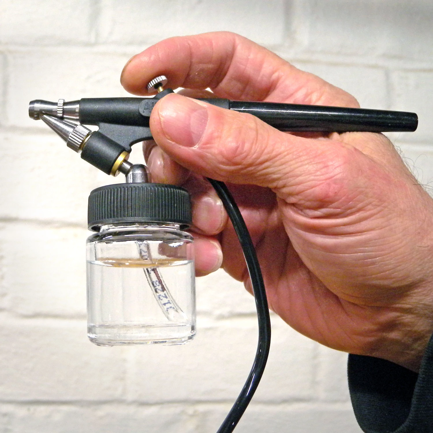 StewMac Airbrush Outfit - StewMac 4 StewMac Airbrush Outfit - StewMac - Image 2