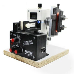 Schatten Automatic Pickup Winder Traverse - StewMac -Fine Musical Instruments m007894 4 inuse 1000